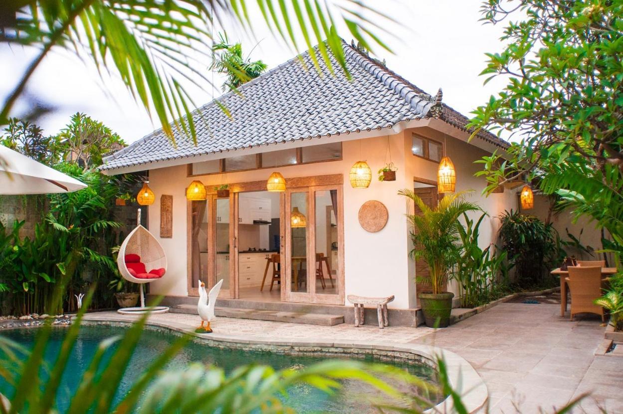 Ambermoon Villas Seminyak Exterior foto
